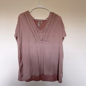 Anthropologie Pink V-neck T-Shirt Blouse XL